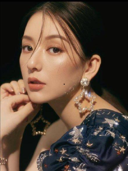 娱乐大爆料天王嫂方媛是哪一期,娱乐大爆料揭秘哪一期 第2张 娱乐大爆料天王嫂方媛是哪一期,娱乐大爆料揭秘哪一期 第2张